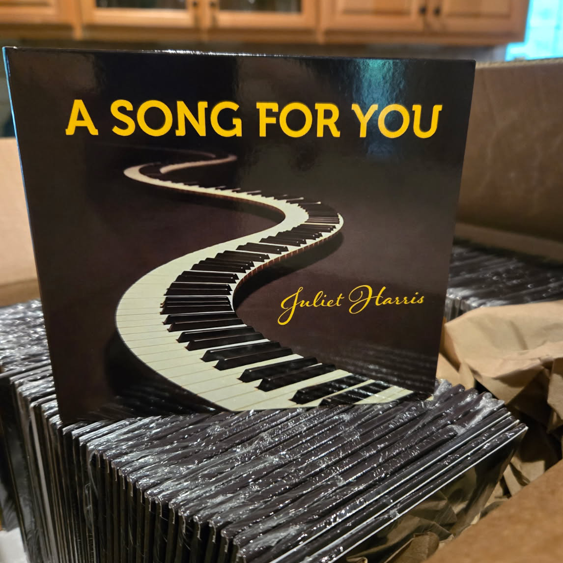 A-Song-For-You-disc-box